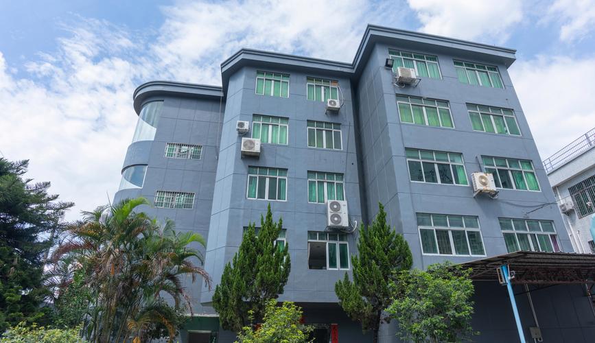 多元并进 从新材料研发到建材批发的产业协同样本